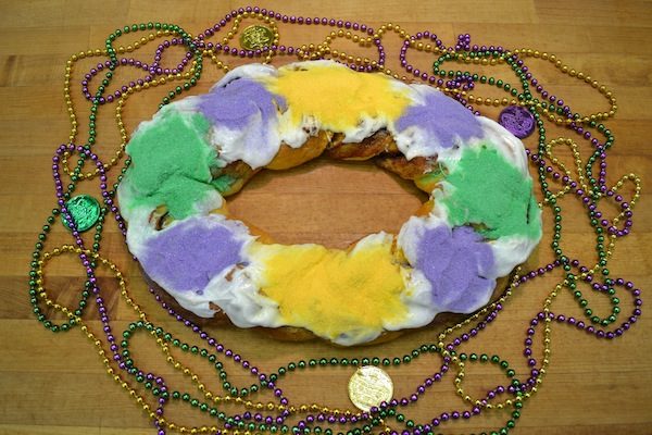 Medium RC Special King Cake - Randazzo’s Camellia City Bakery