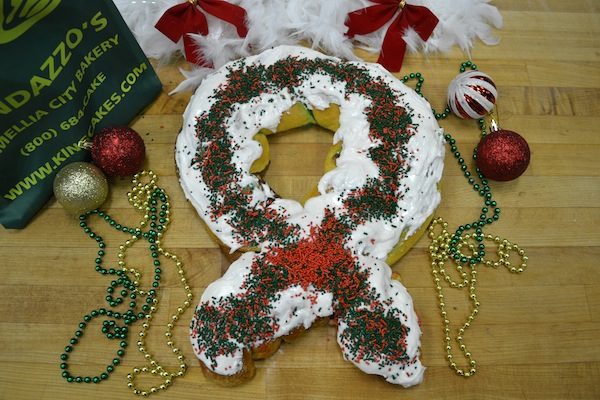 Medium Wreath King Cake - Randazzo’s Camellia City Bakery