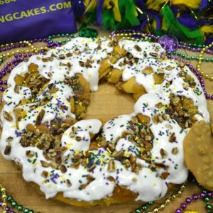 Small Specialty Pecan Praline King Cake - Randazzo’s Camellia City Bakery