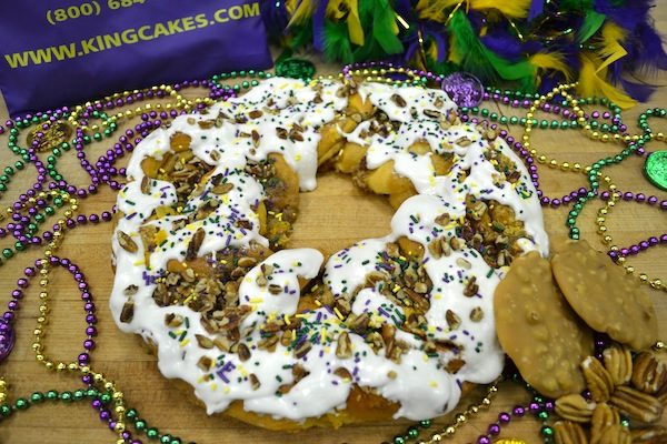 Small Specialty Pecan Praline King Cake - Randazzo’s Camellia City Bakery