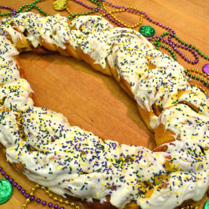 Large RC Special King Cake - Randazzo’s Camellia City Bakery